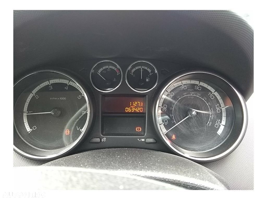 Praguri Peugeot 308 2009 Hatchback 1.4 i Benzina - 4