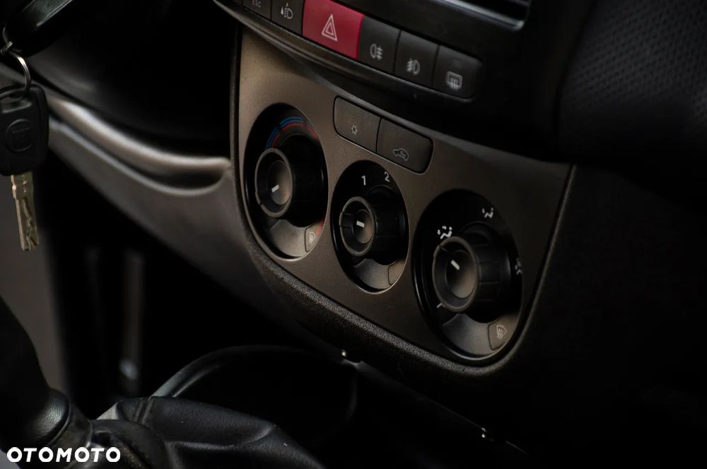 Fiat DOBLO - 37