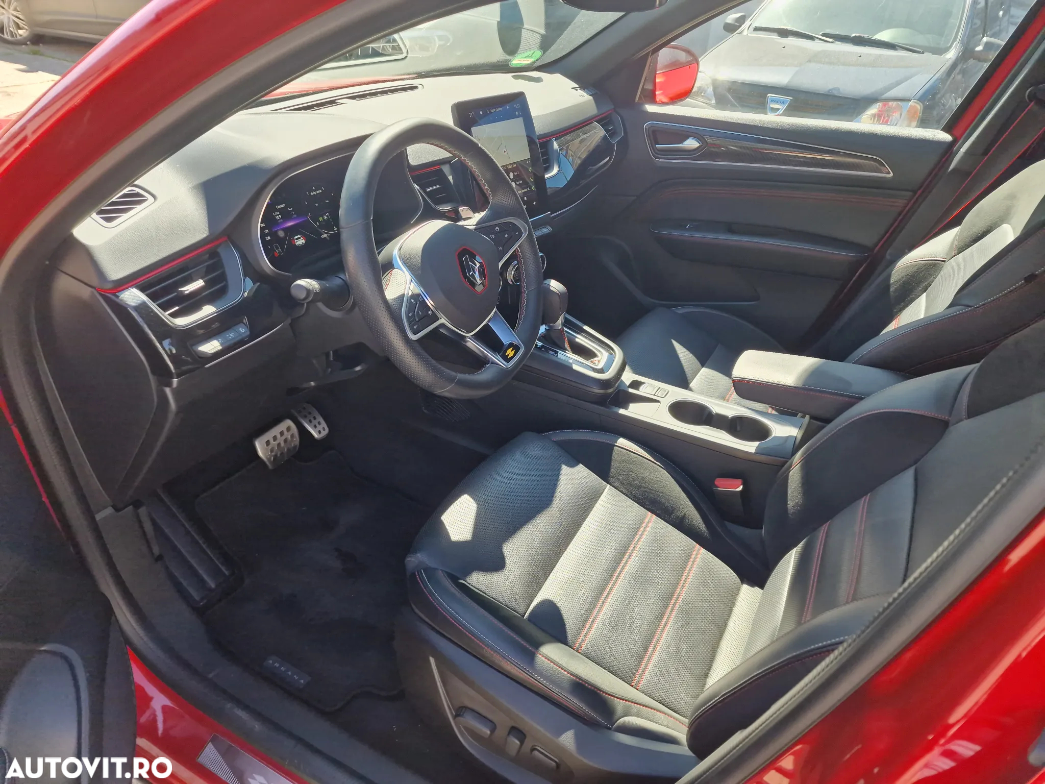Renault Arkana TCe Mild Hybrid 160 EDC R.S. LINE - 17