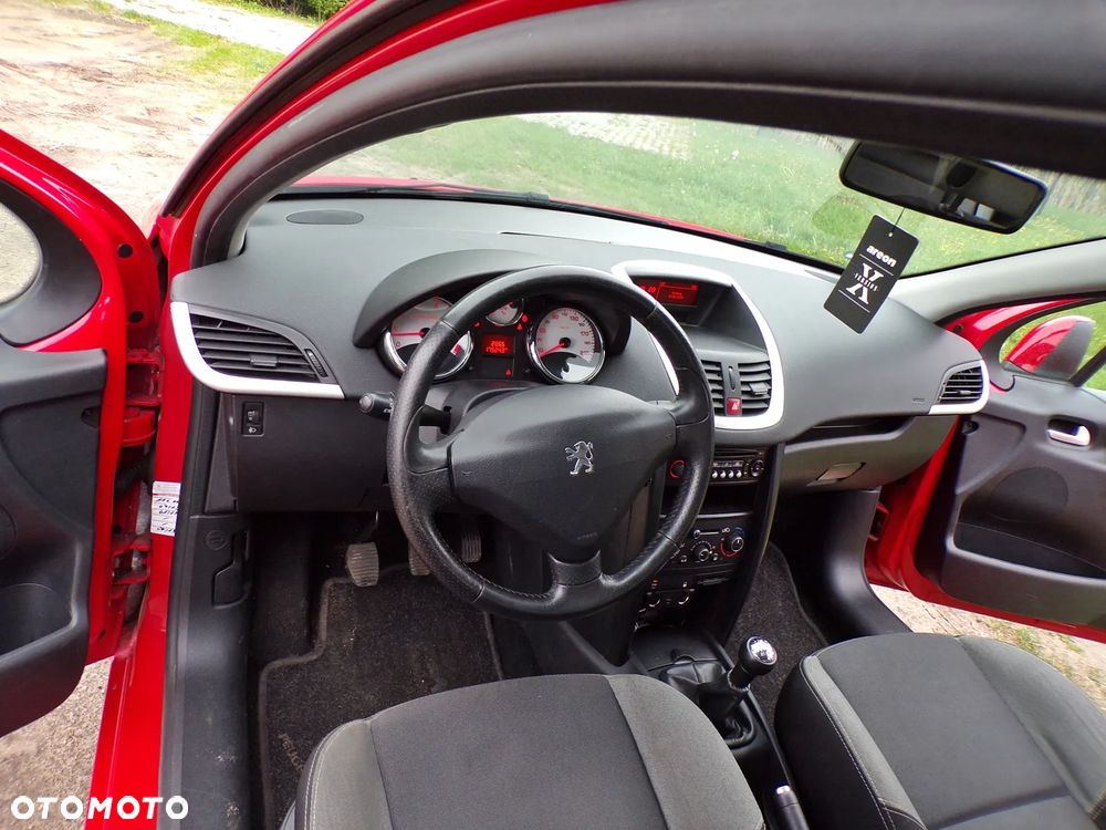 Peugeot 207 95 VTi Tendance - 15