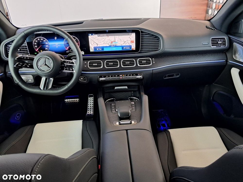 Mercedes-Benz GLE - 40