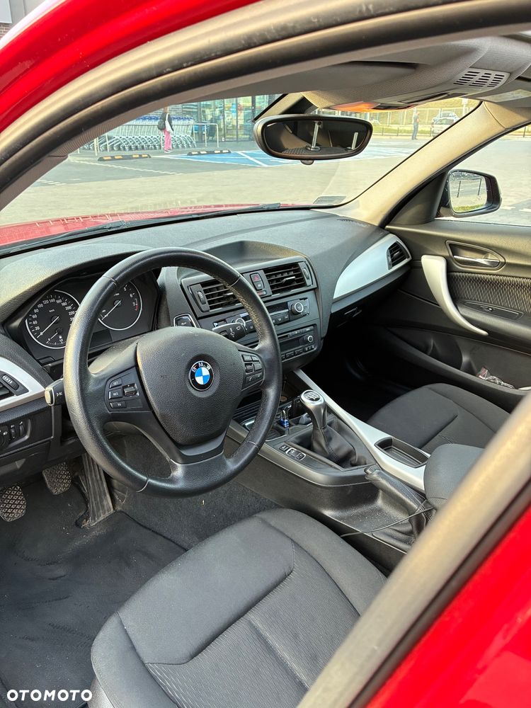 BMW Seria 1 118i Sport Line - 12