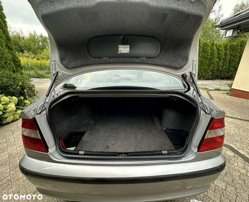 BMW Seria 3 - 19