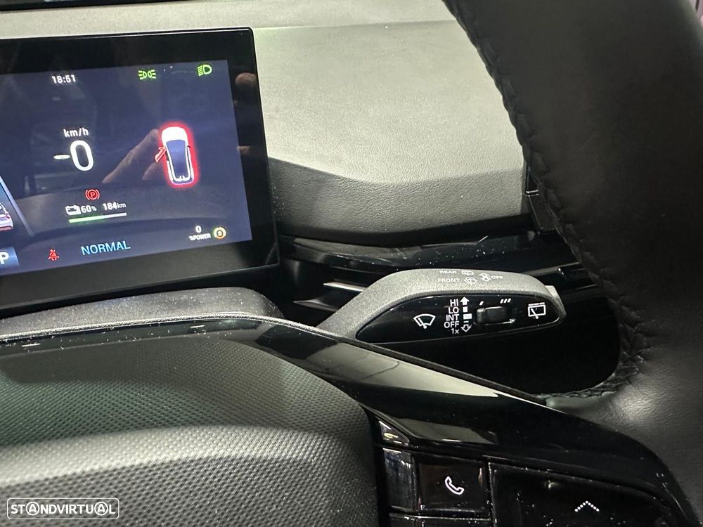 MG MG4 51 kWh Standard - 41