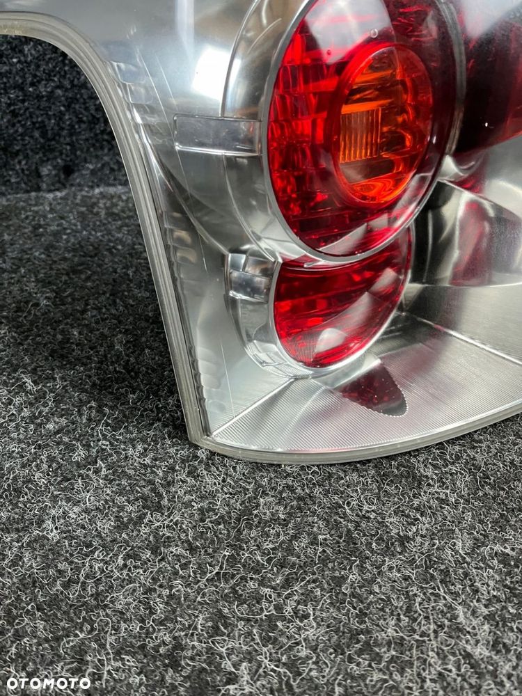 toyota corolla verso II lampa lewy tył tylna - 3