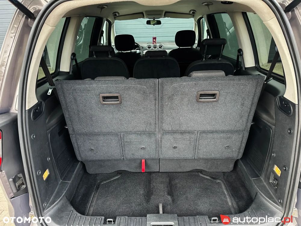 Ford Galaxy - 18