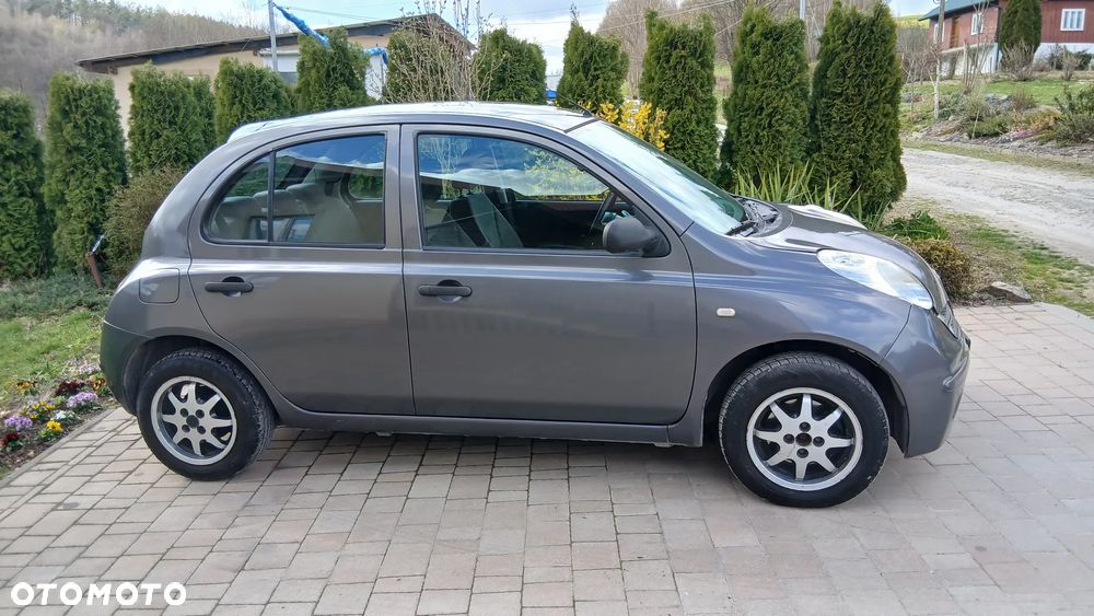 Nissan Micra - 4