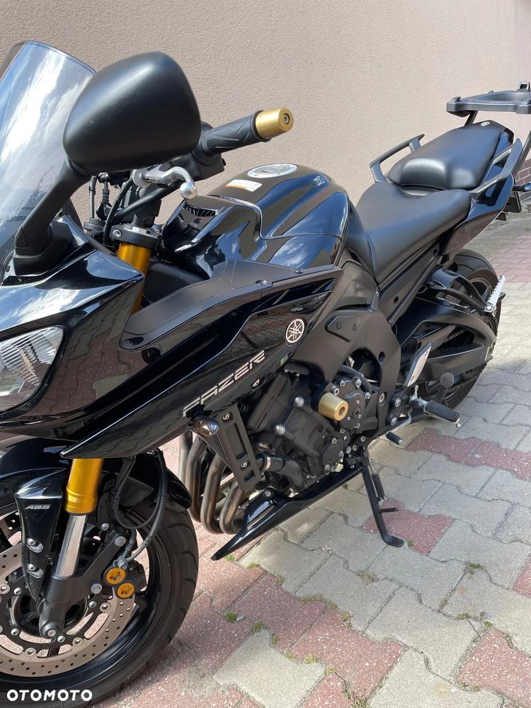 Yamaha FZ8 - 1