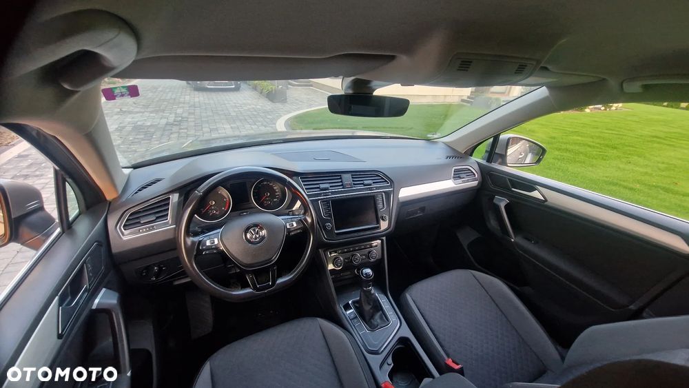 Volkswagen Tiguan - 21