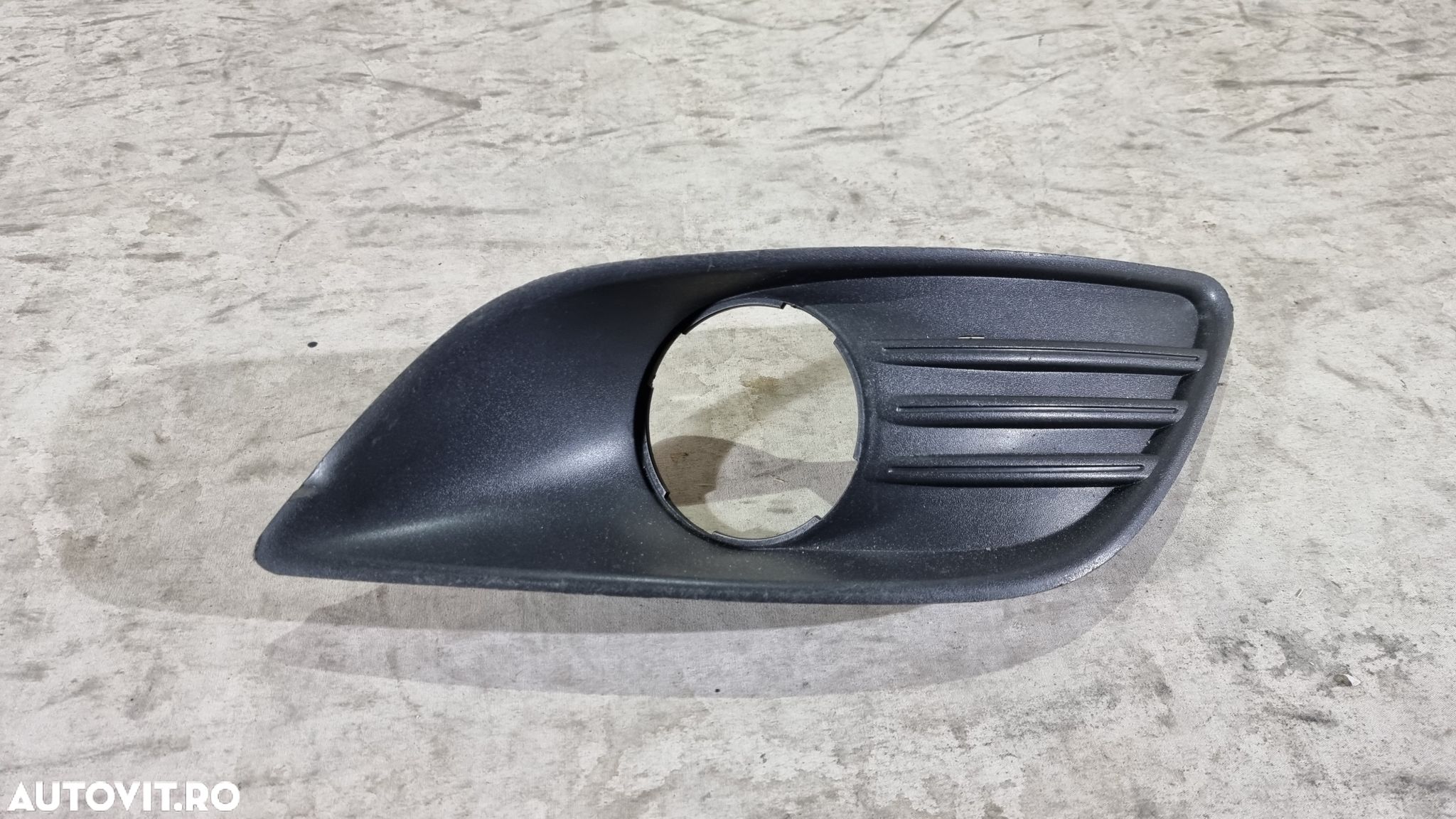 Grila proiector dreapta Ford Focus 2, 2007, 2008, 2009, 2010, 8M51-19952-P. - 1