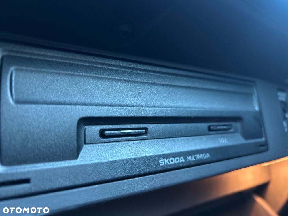 Skoda Superb 1.8 TSI Ambition DSG - 34