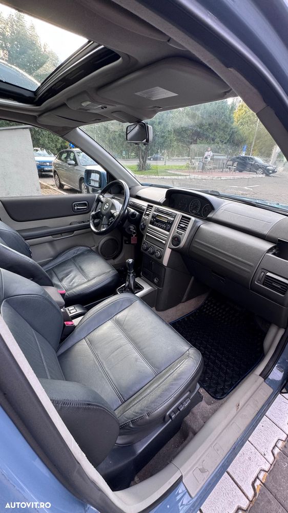 Nissan X-Trail 2.2 dCi Elegance - 13