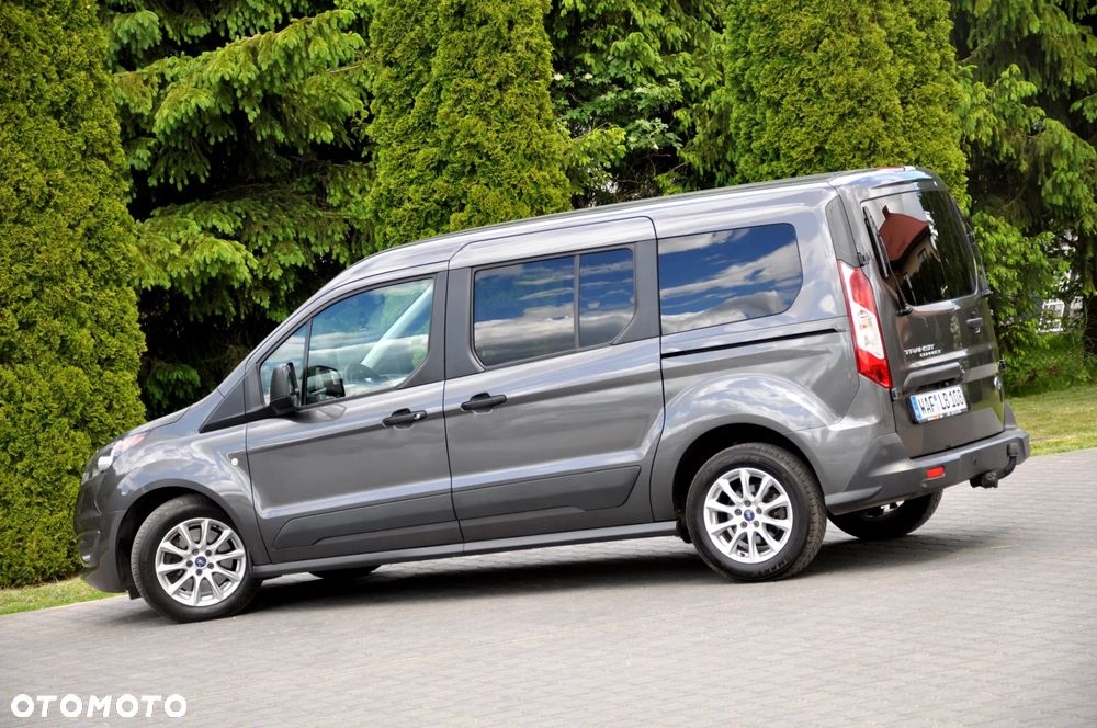 Ford Tourneo Connect Grand - 18