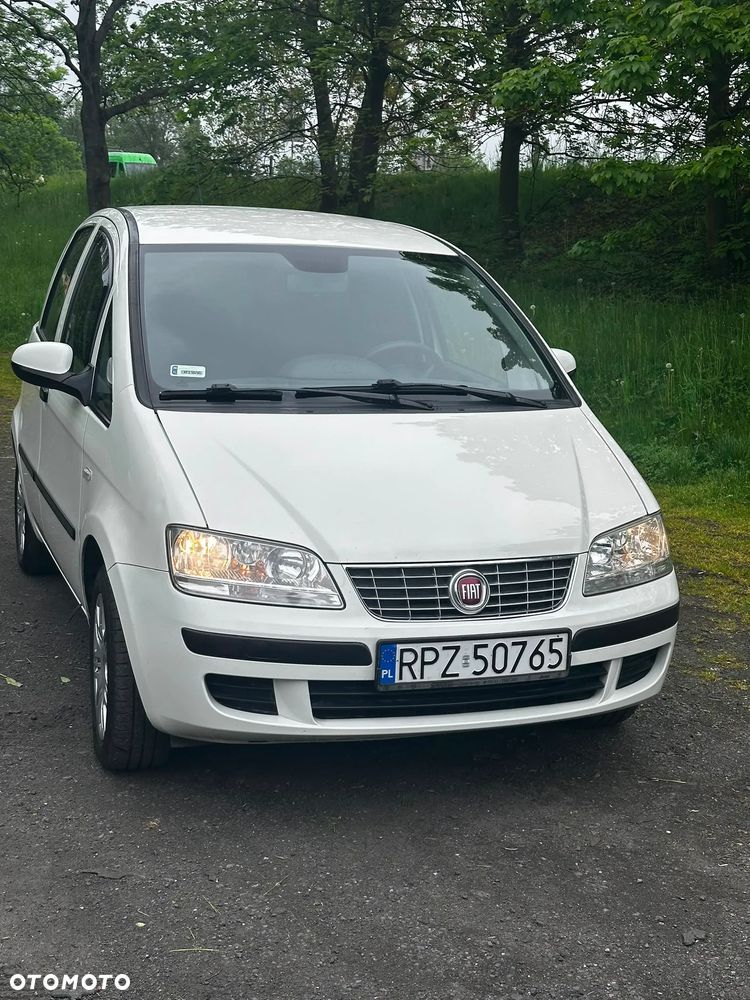 Fiat Idea 1.4 8V - 2