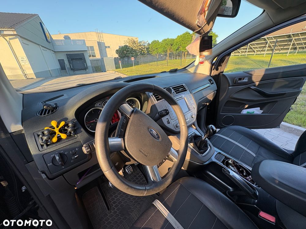 Ford Kuga 2.0 TDCi Titanium - 9