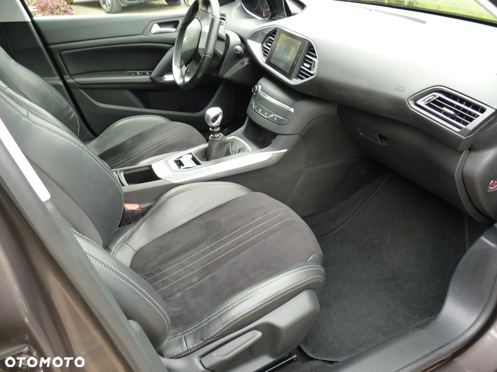 Peugeot 308 PureTech 130 Stop & Start Allure - 5