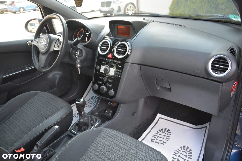 Opel Corsa 1.4 16V EcoFLEX Start-Stop Innovation - 21