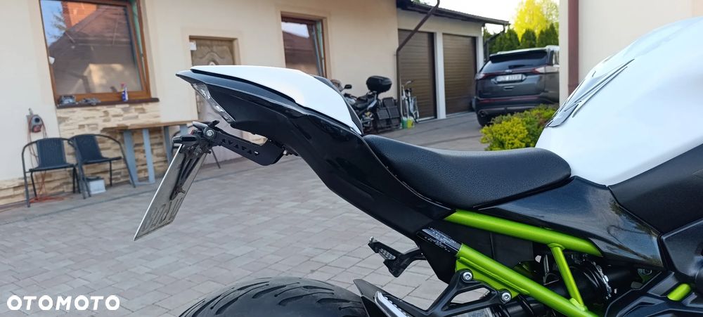 Kawasaki Z 900 - 24
