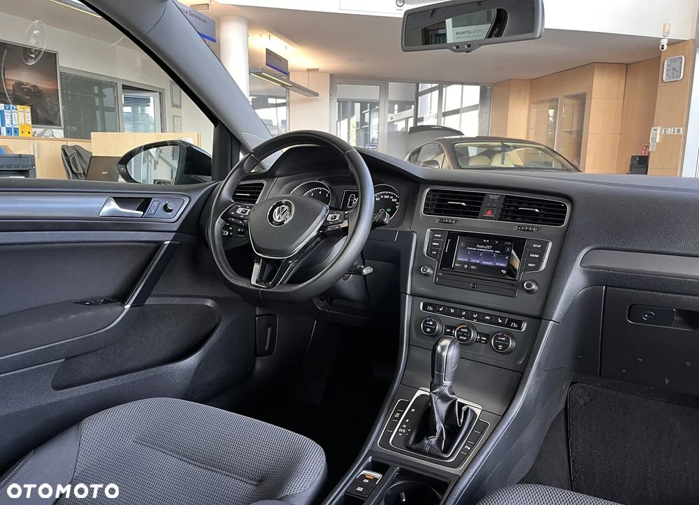 Volkswagen Golf 1.2 TSI DSG Comfortline - 25