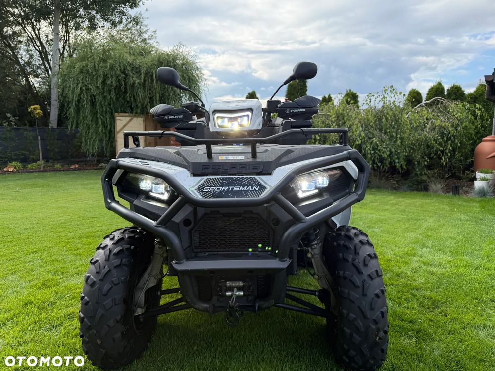 Polaris Sportsman - 1