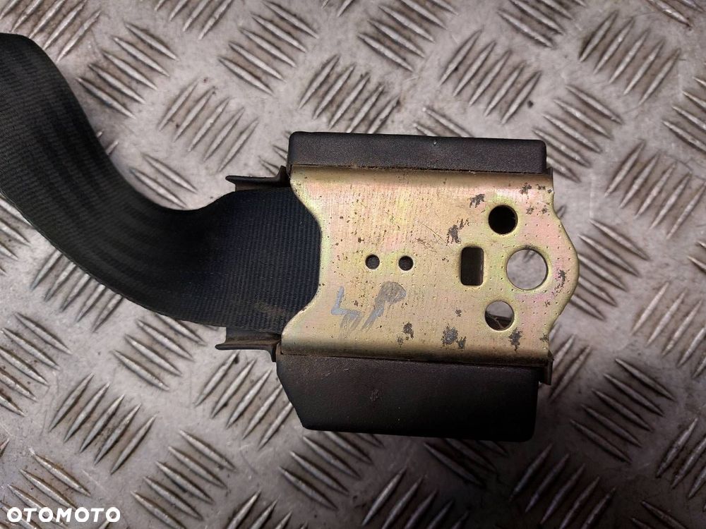 PAS BEZPIECZEŃSTWA LEWY PRZÓD IVECO DAILY II LIFT 041813 - 4