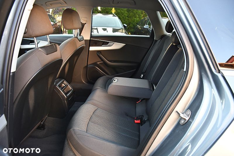 Audi A4 Avant 2.0 TFSI ultra sport - 20