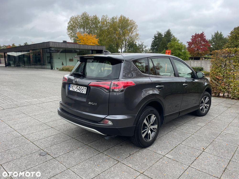 Toyota RAV4 2.0 D-4D Active 4x2 - 8