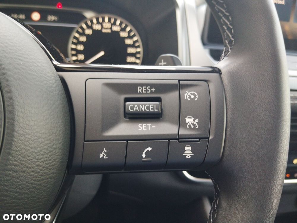 Nissan Qashqai 1.3 DIG-T MHEV Acenta Xtronic - 23