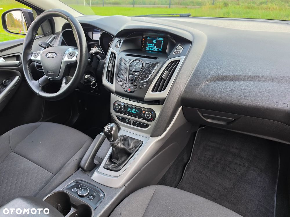 Ford Focus - 20