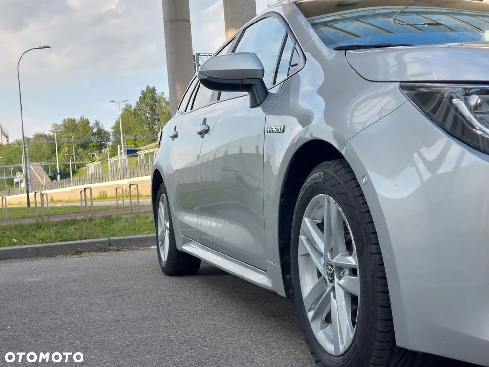 Toyota Corolla 1.8 Hybrid Comfort - 7