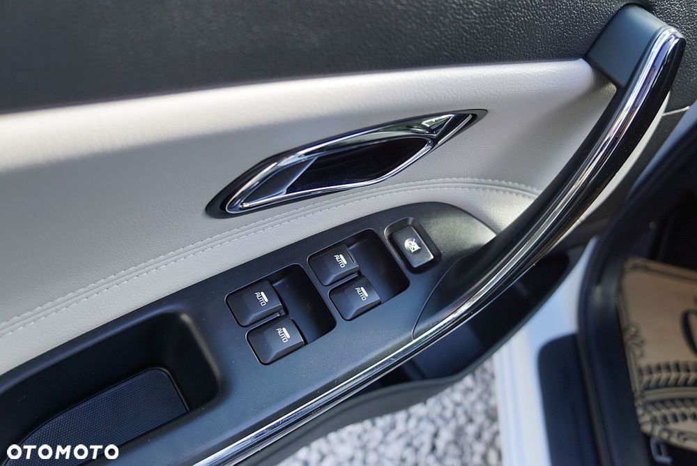 Kia Ceed 1.4 CVVT ISG Dream Team Edition - 17