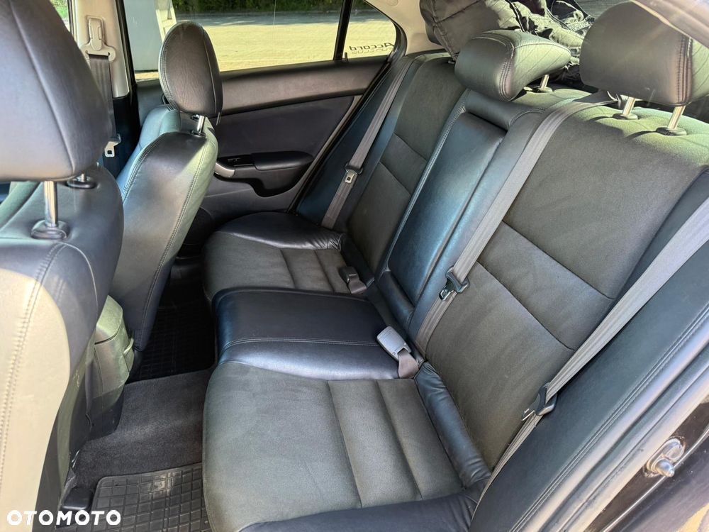 Honda Accord 2.0 Comfort - 10