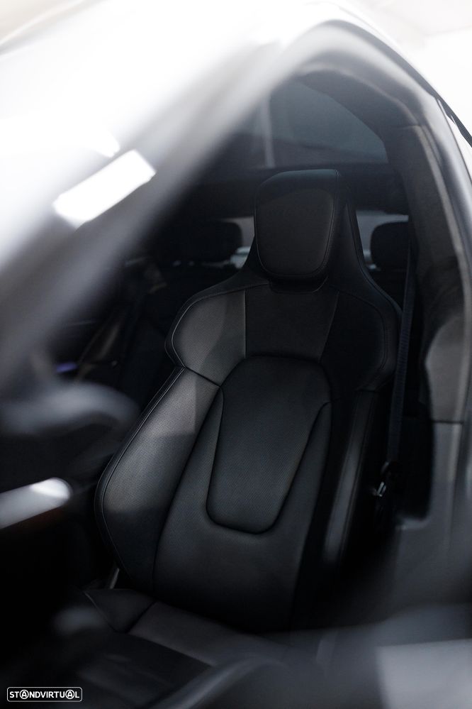 Porsche Taycan Turbo - 7