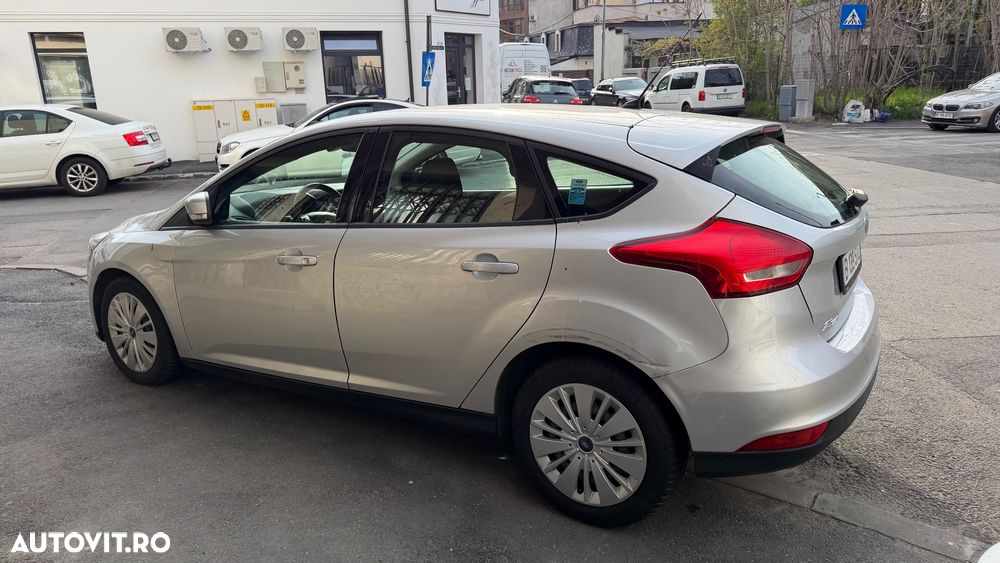 Ford Focus 1.5 TDCi Titanium - 1
