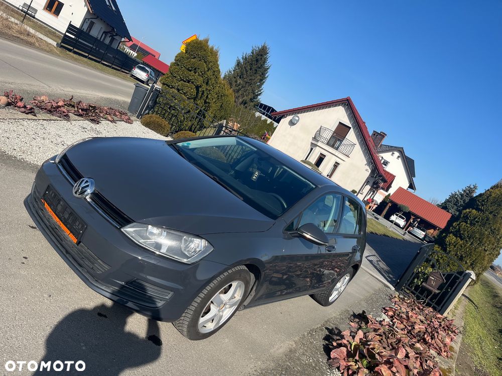 Volkswagen Golf 1.6 TDI BlueMotion Comfortline - 4