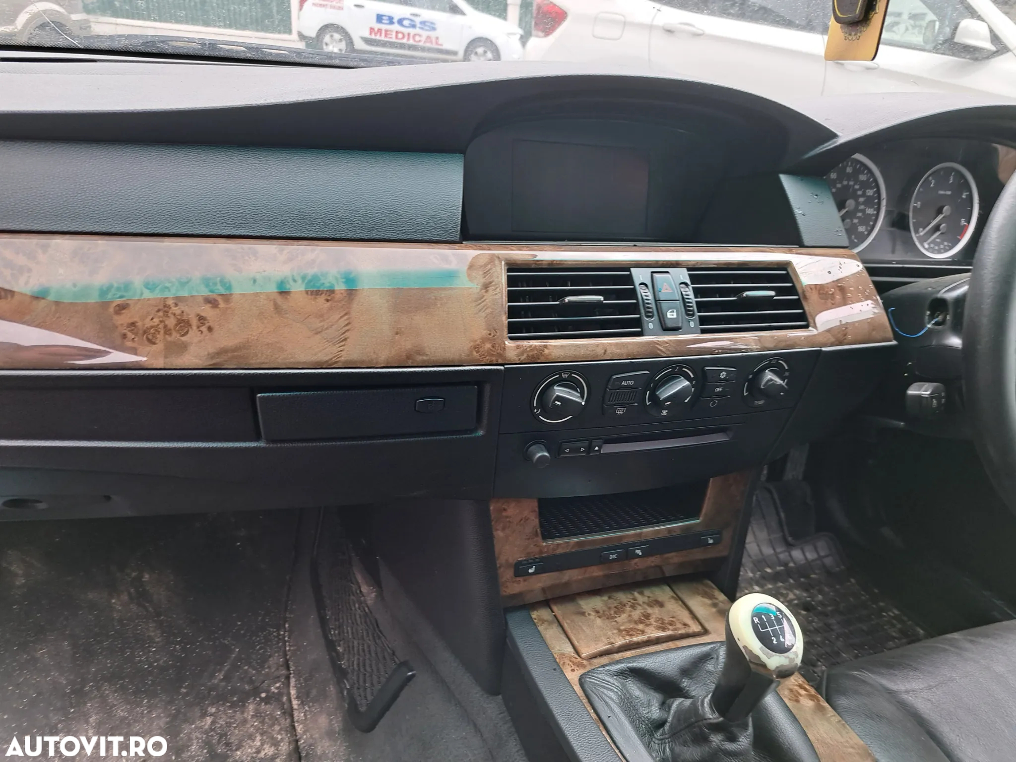 Dezmembram BMW e60 530 231 cp - 3