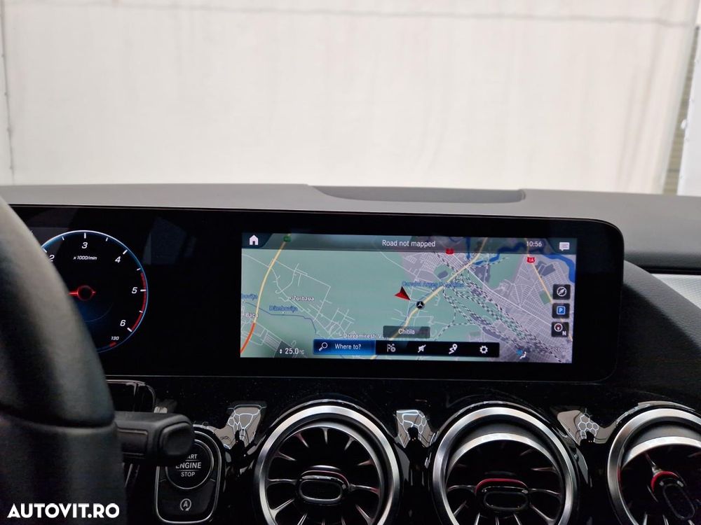 Mercedes-Benz GLA 200 d 4Matic 8G-DCT - 14