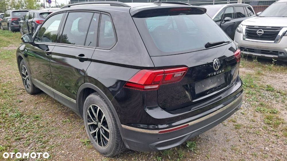 Volkswagen Tiguan - 15