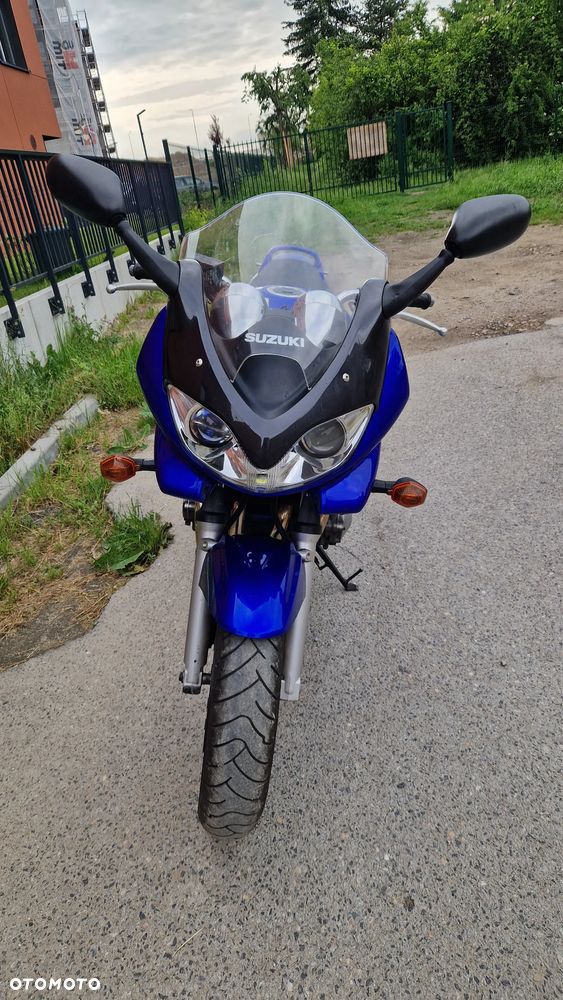 Suzuki Bandit GSF 600 S wszystkie części: lampa,rama,kierownica,owiewka,zaciski hamulcowe,alternator,tarcze hamulcowe, kolektor wydechowy. - 14
