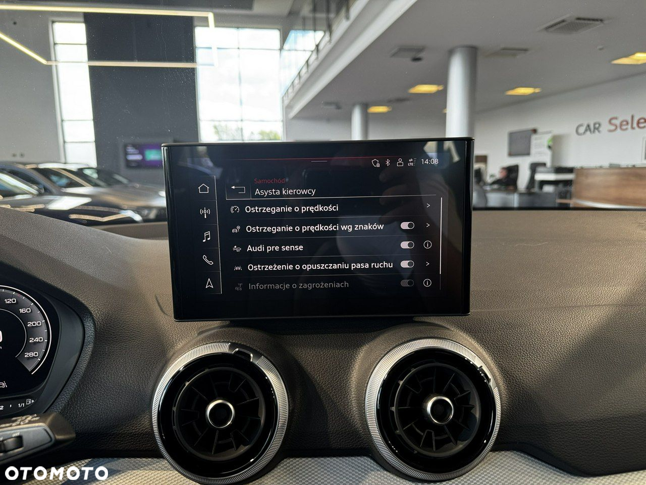 Audi Q2 - 30