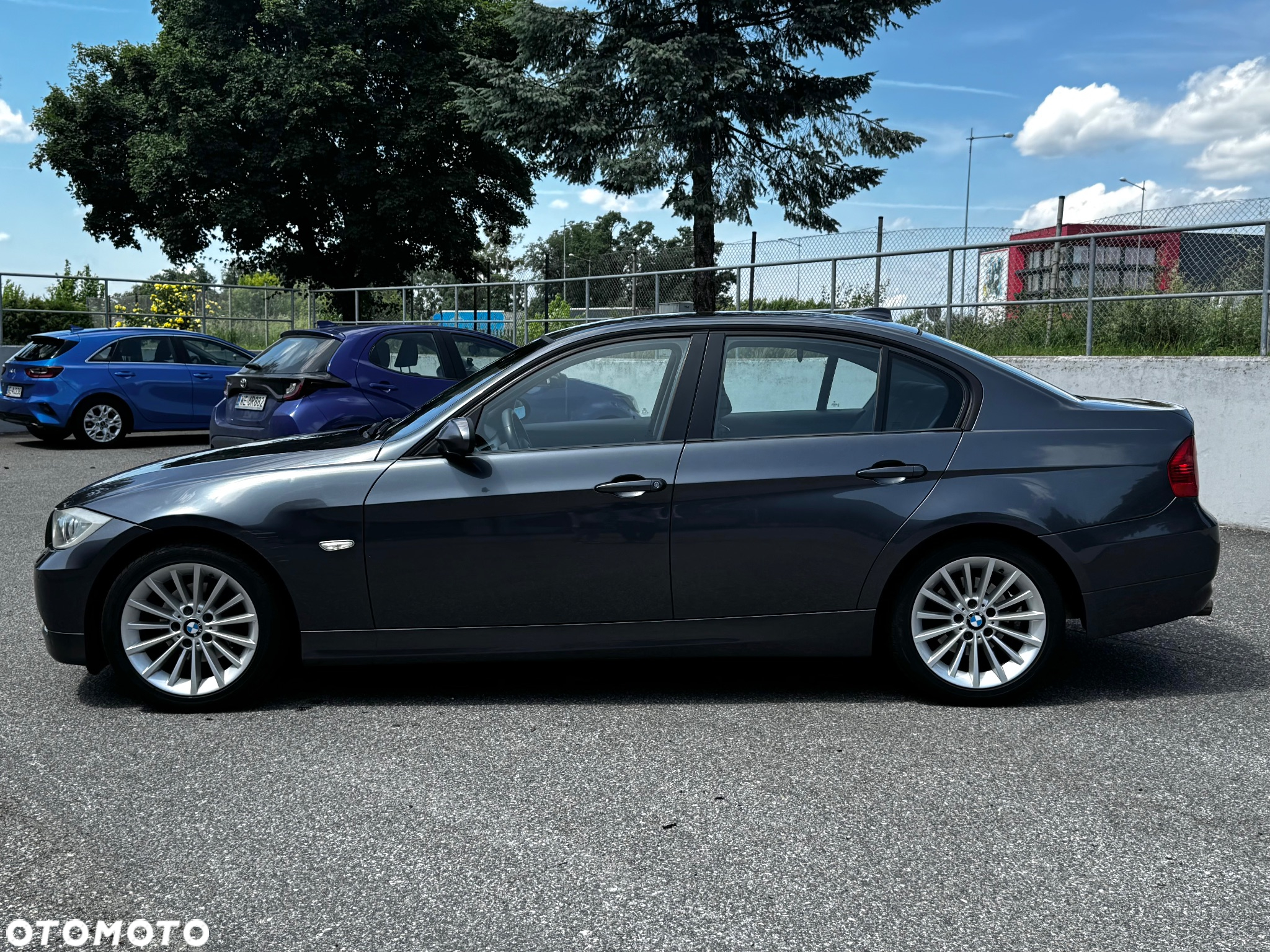 BMW Seria 3 318i Touring - 2