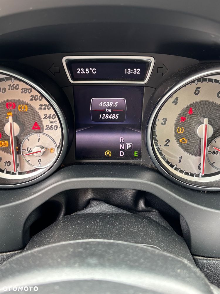 Mercedes-Benz CLA 250 4-Matic Sport - 15