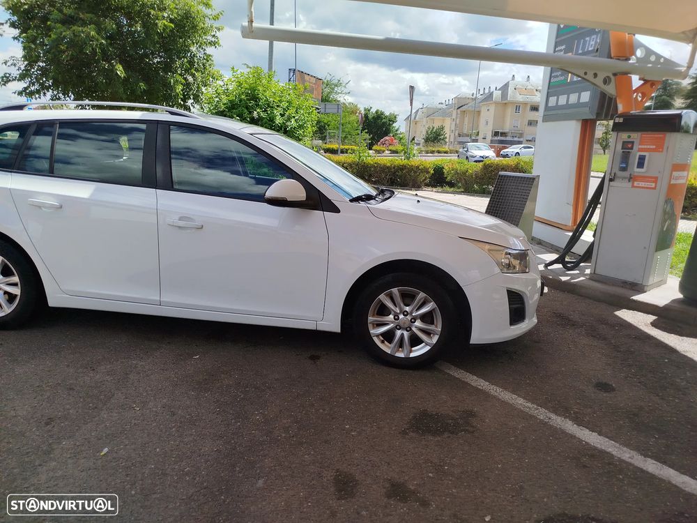 Chevrolet Cruze SW - 4