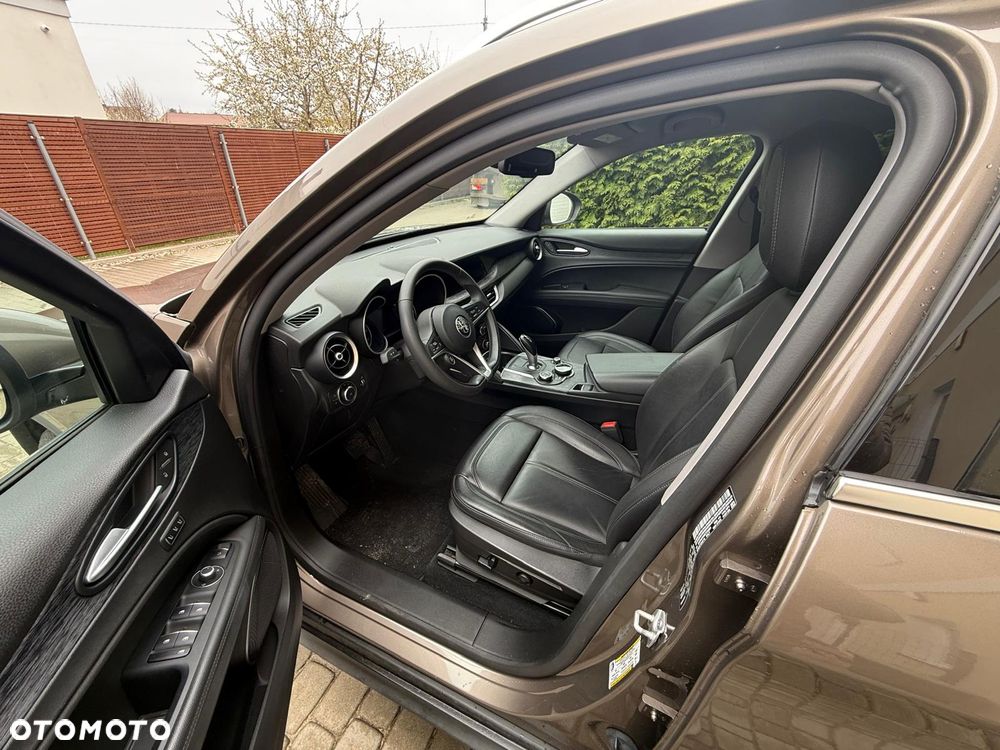Alfa Romeo Stelvio 2.0 Turbo Super Q4 - 6