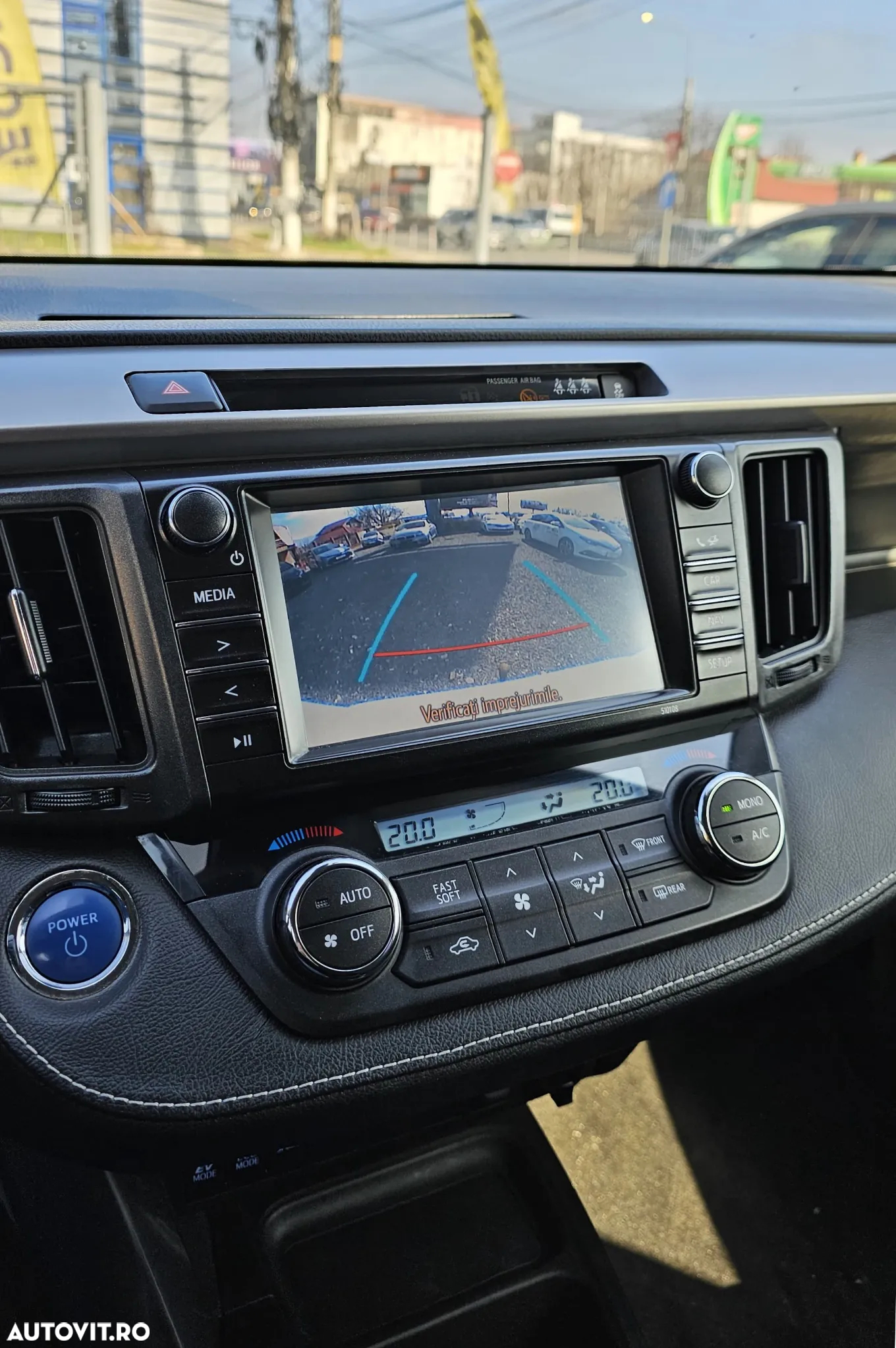 Toyota RAV4 2.5 Hybrid VVT-iE 4x2 Dynamic - 8