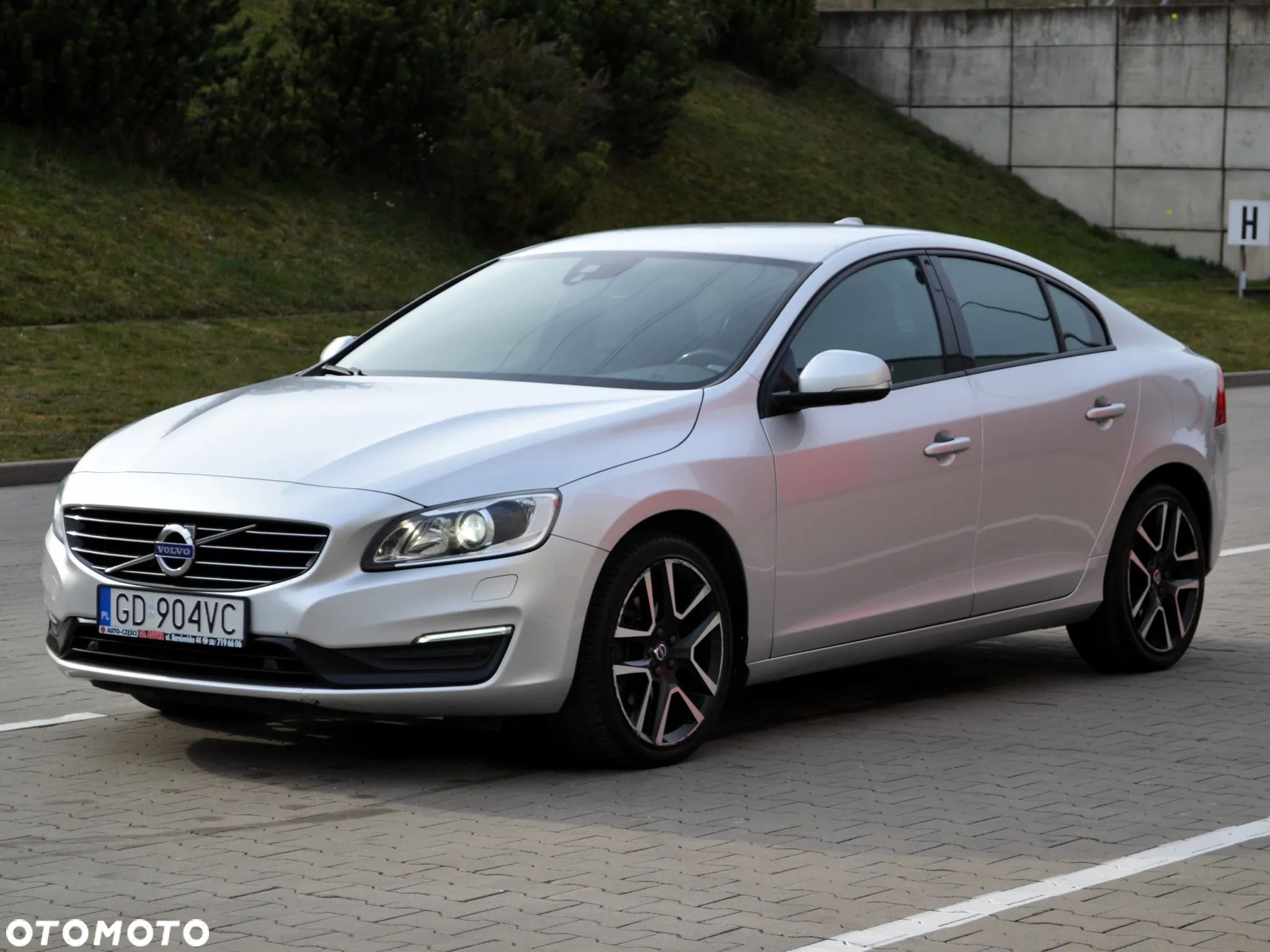 Volvo S60 D3 Drive-E Summum - 1