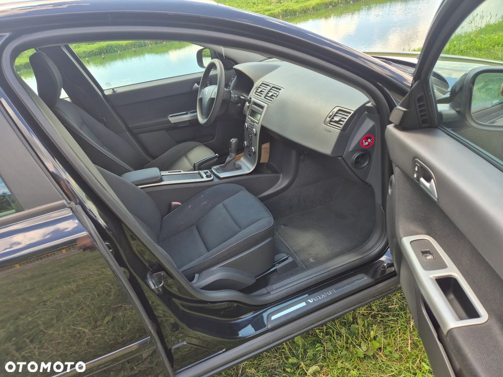 Volvo V50 2.0D DPF Momentum - 22