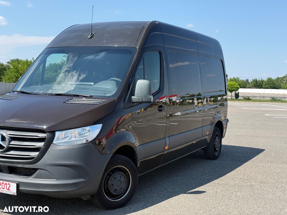 Mercedes-Benz Sprinter - 1