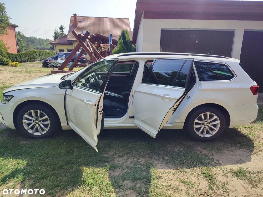 Volkswagen Passat Variant 2.0 TDI SCR DSG Business - 15