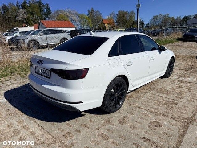 Audi A4 Limousine - 3